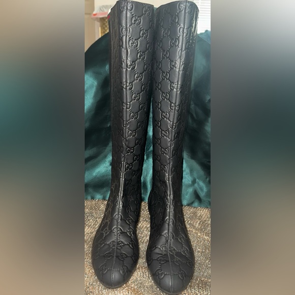 New* Gucci Everwhere GG black leather stretch boot! - Picture 3 of 9
